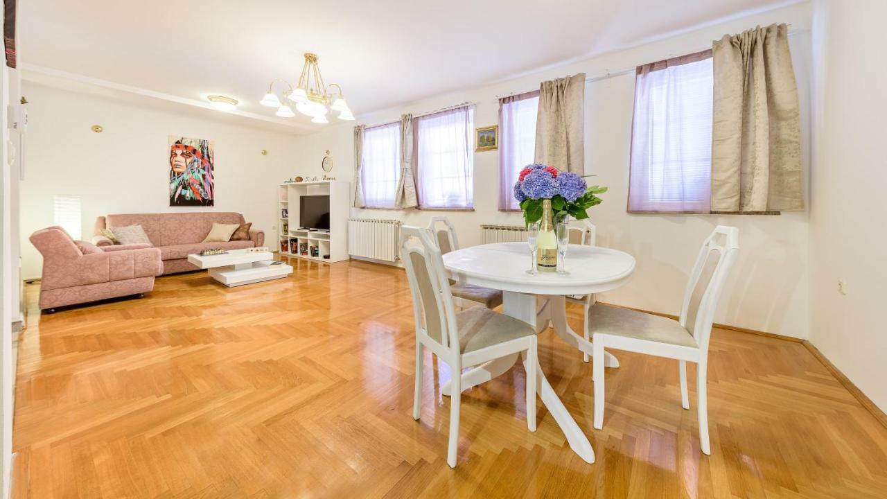 Central Apartment Smiley - Free Parking Загреб Экстерьер фото