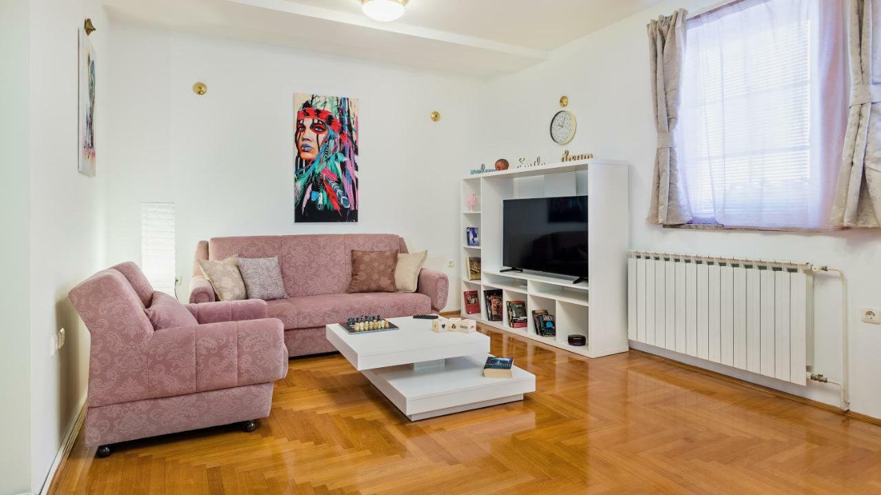 Central Apartment Smiley - Free Parking Загреб Экстерьер фото